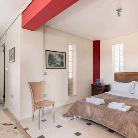 Ταξιδιώτες Travellers Daire Megalopolis Dış mekan fotoğraf